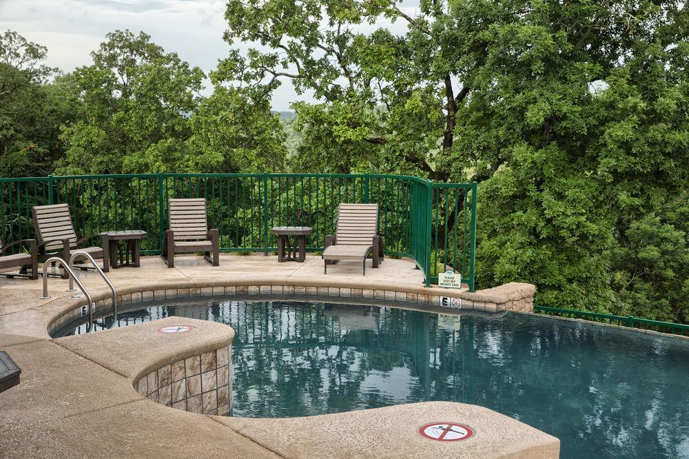 Cliffs Resort Table Rock Lake ブランソン エクステリア 写真